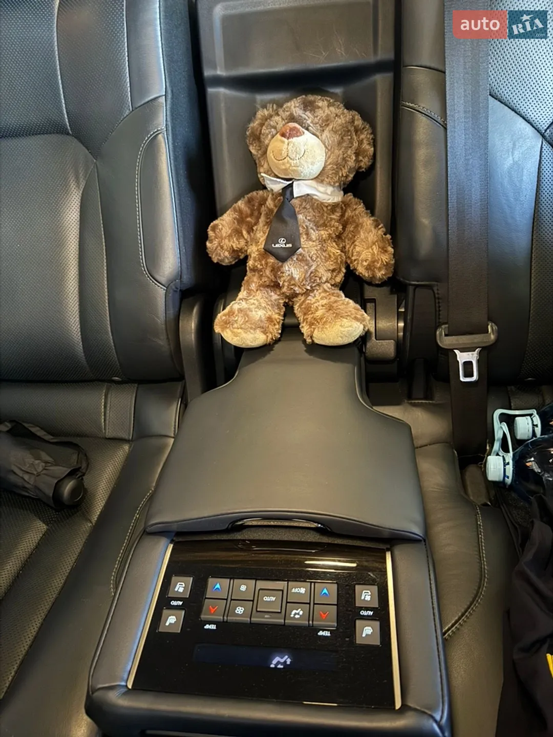 2016 Lexus LX - мініатюра 24