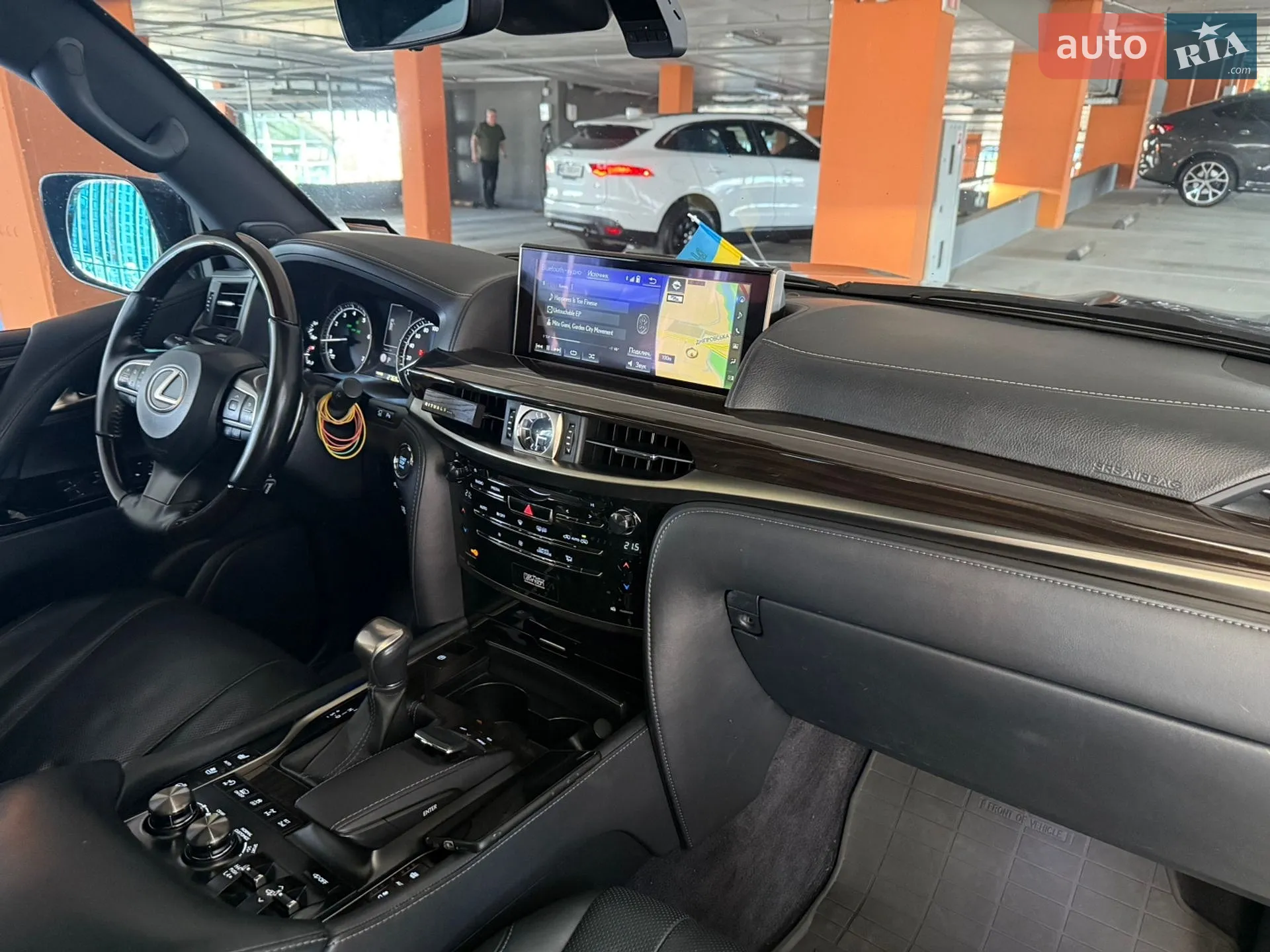 2016 Lexus LX - мініатюра 26