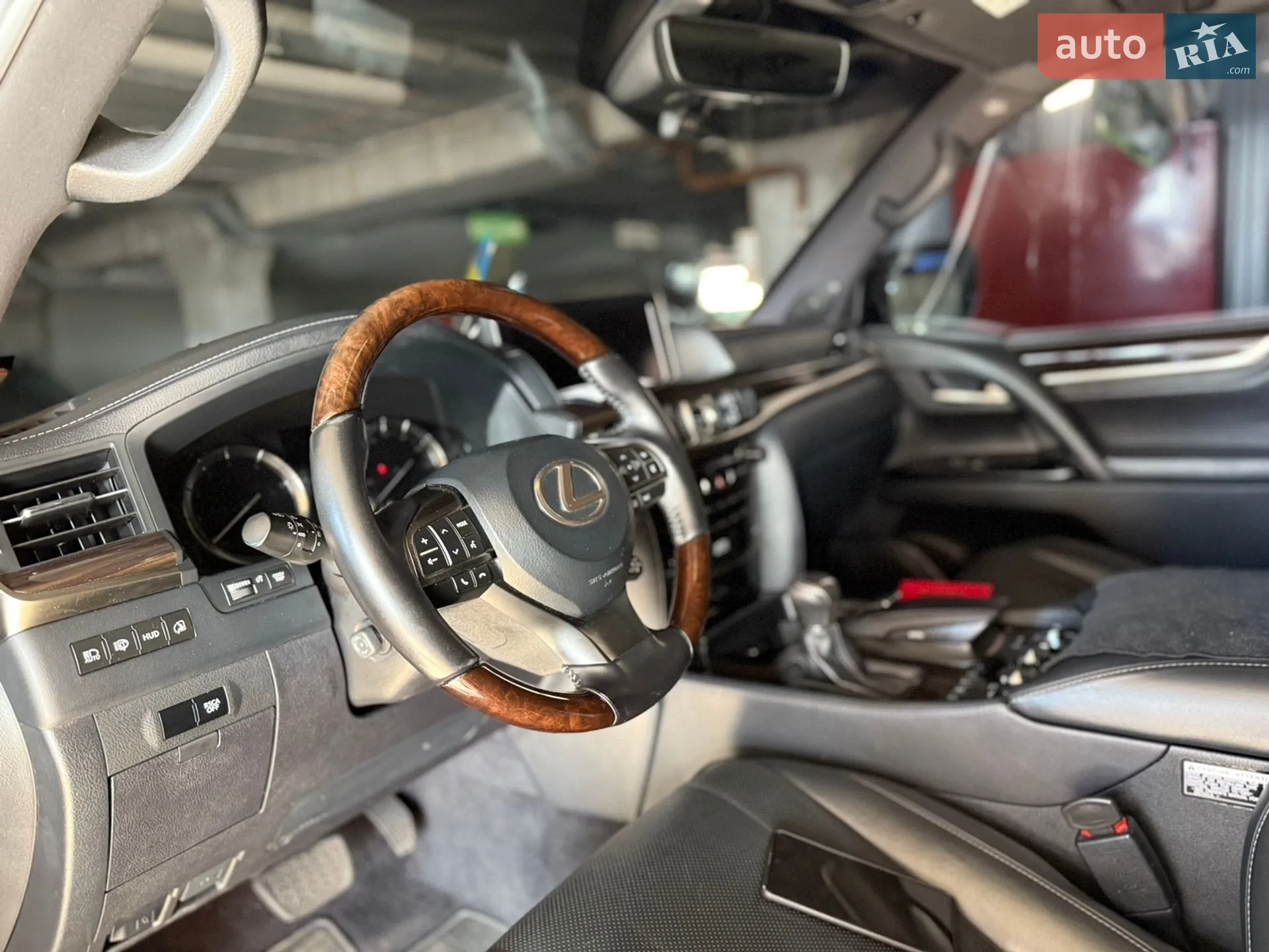 2016 Lexus LX - мініатюра 31