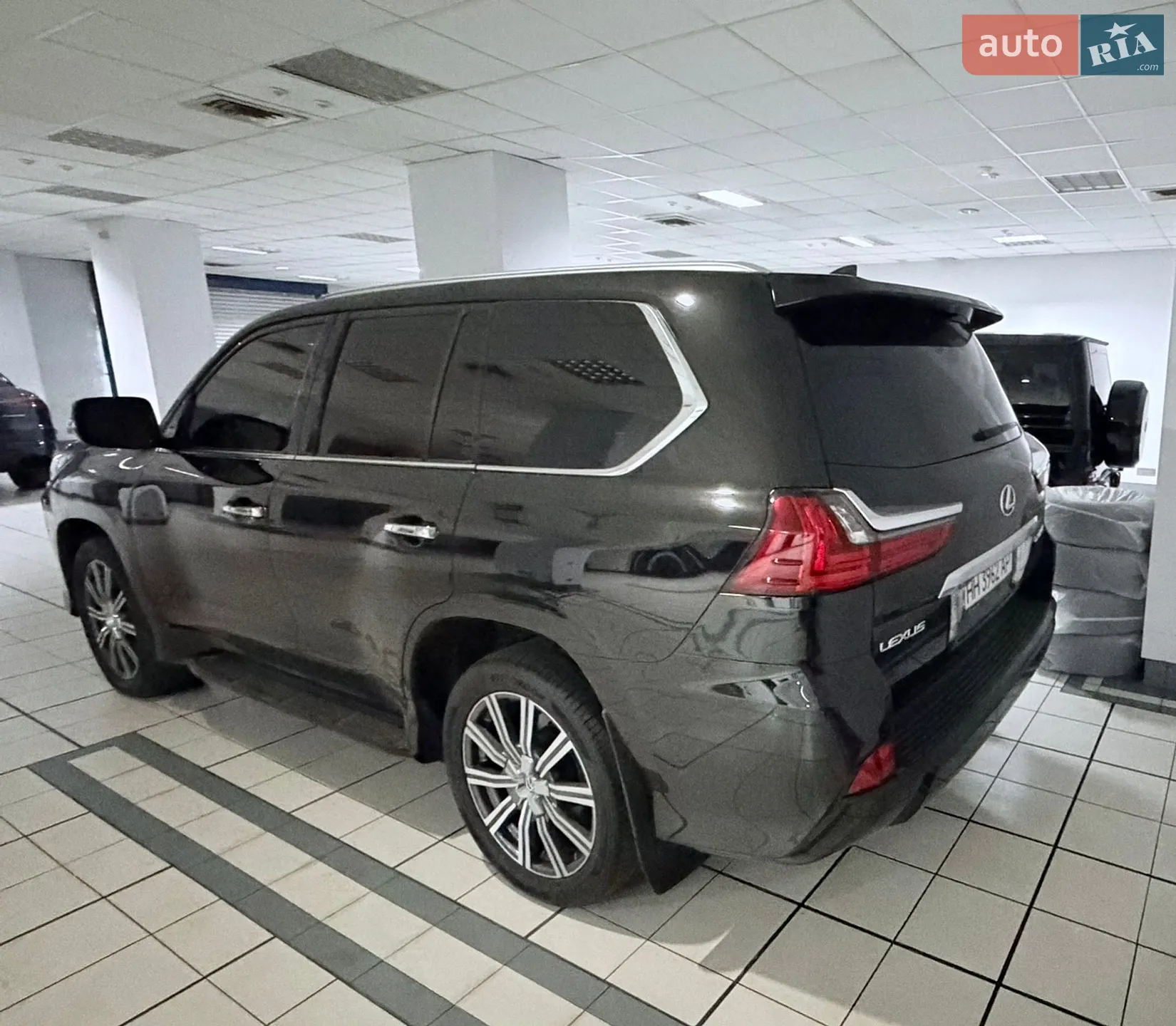 2017 Lexus LX - мініатюра 3