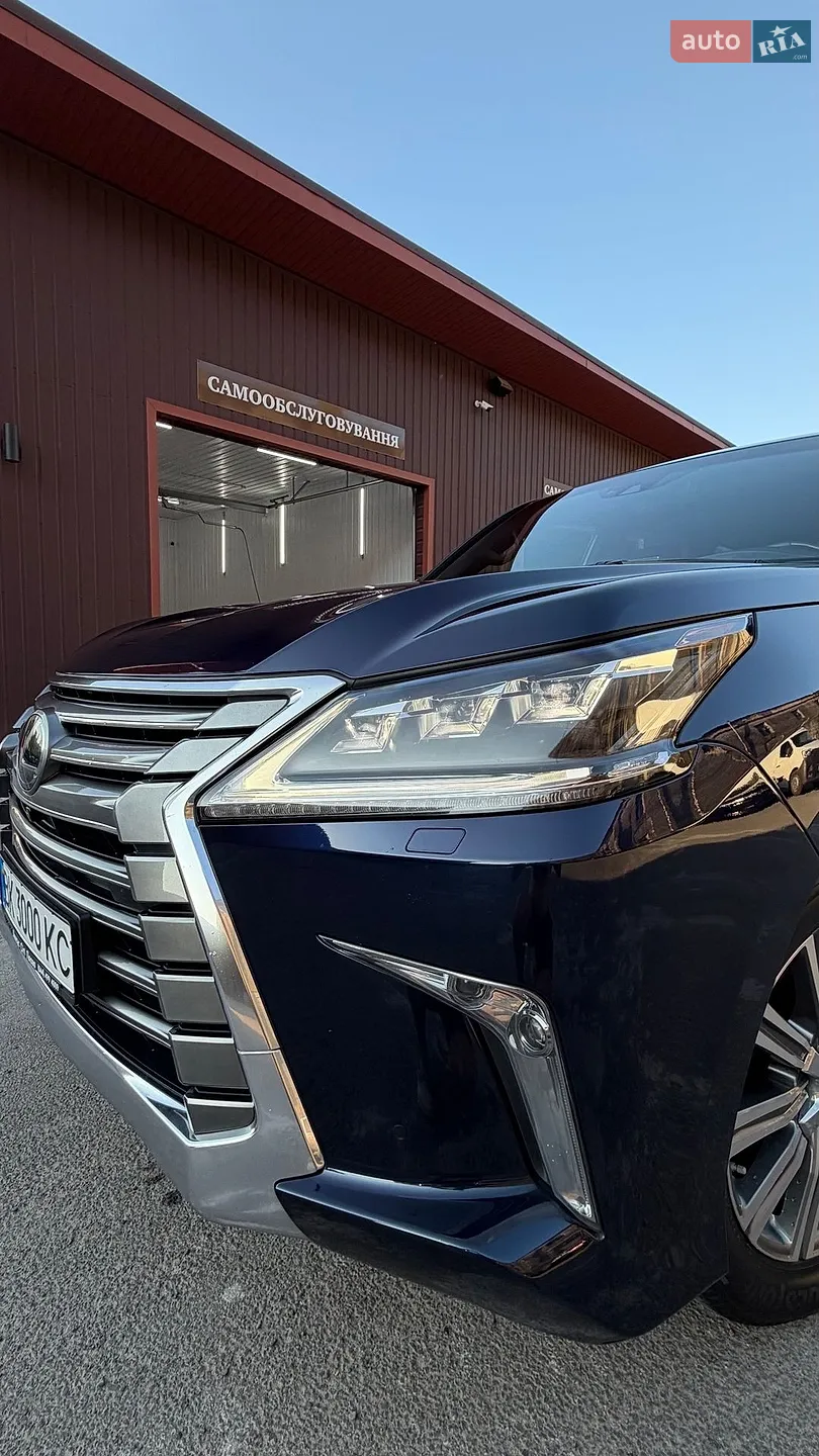 2017 Lexus LX - мініатюра 11