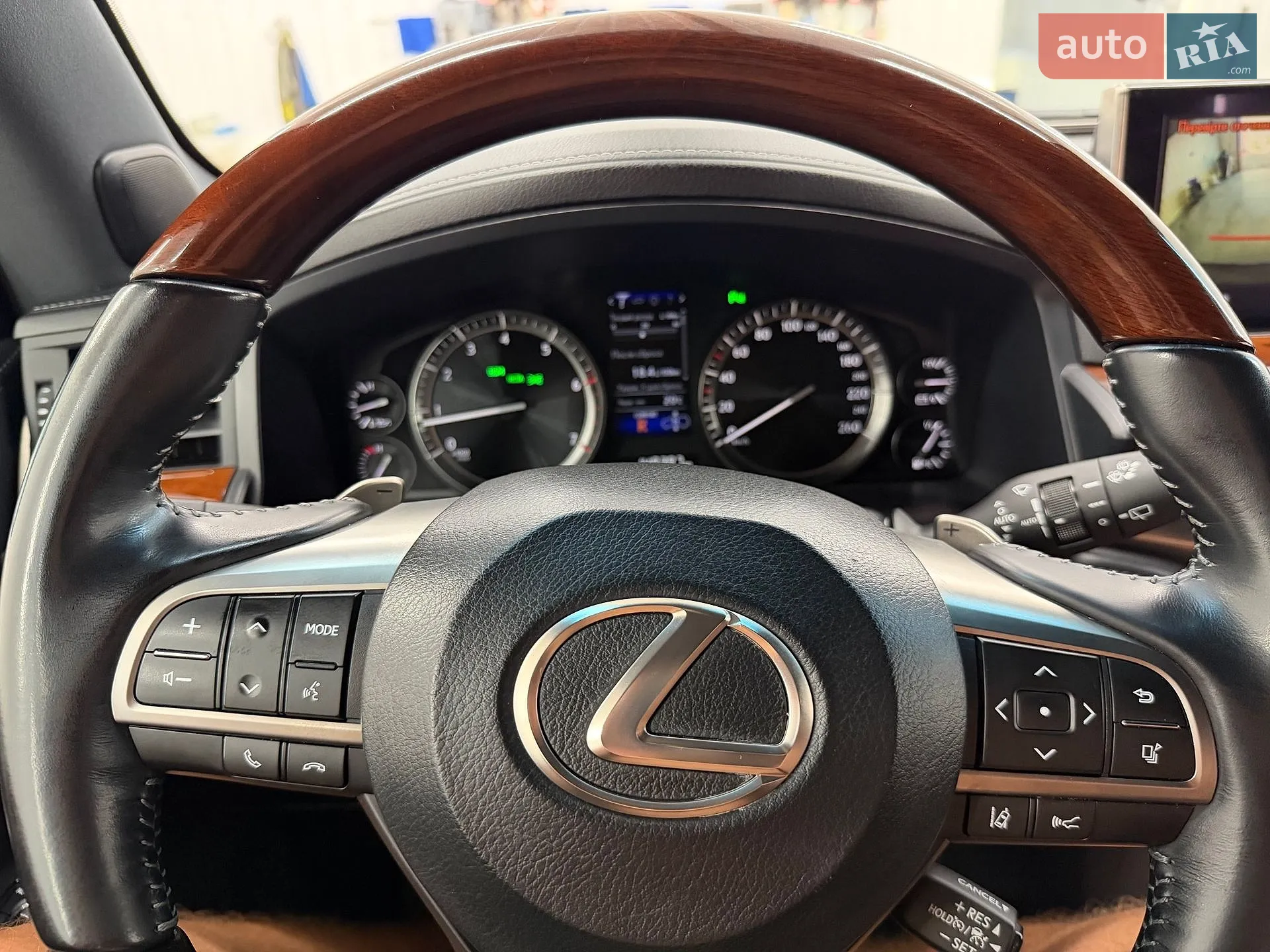 2017 Lexus LX - мініатюра 15