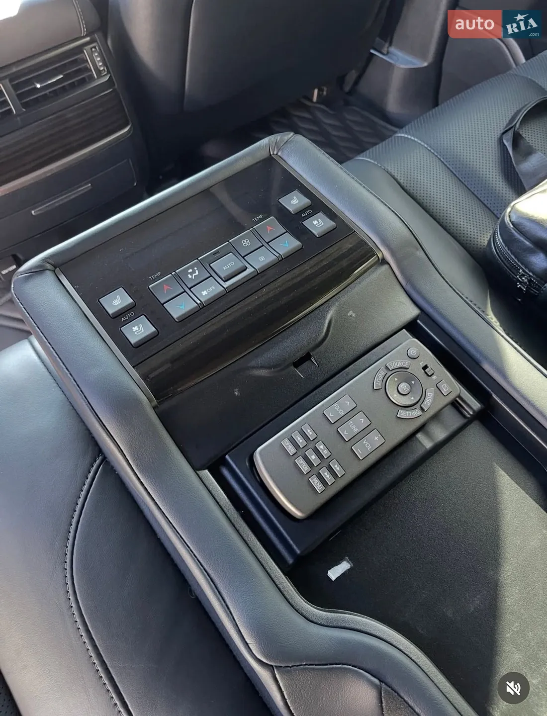 2019 Lexus LX - мініатюра 7