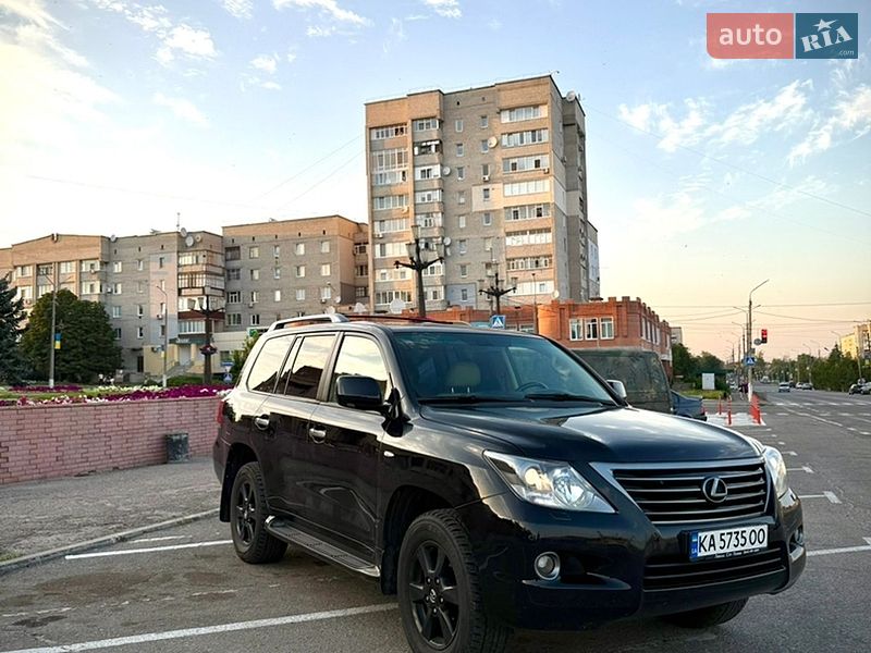 Внедорожник / Кроссовер Lexus LX 2008 в Киеве