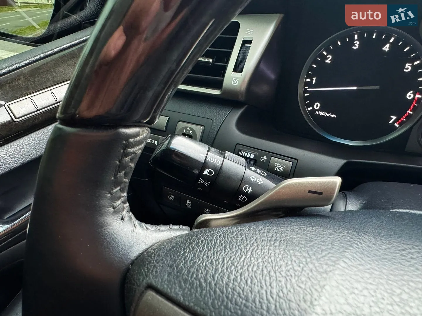 2012 Lexus LX - мініатюра 23