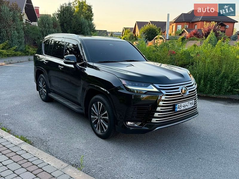 2025 Lexus LX, VIN JTJPABCX304004663:plate — фото 1 (autoria)