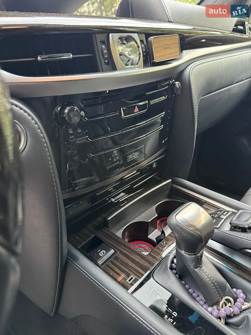2019 Lexus LX - мініатюра 9