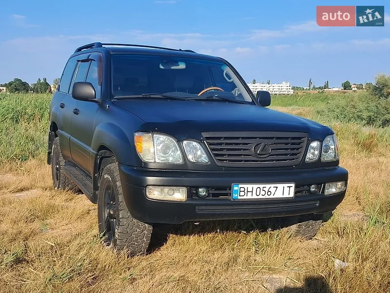 Lexus LX 2006