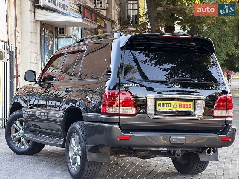 Позашляховик / Кросовер Lexus LX 2005 в Миколаєві