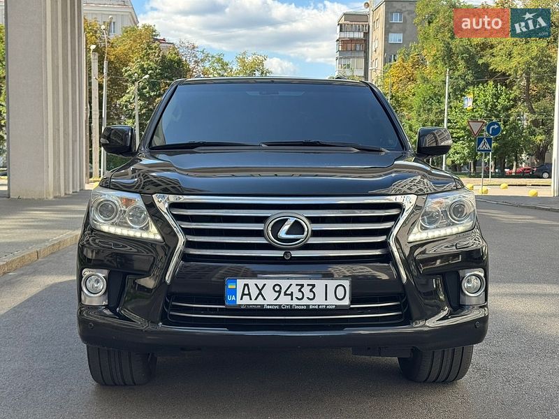 Внедорожник / Кроссовер Lexus LX 2012 в Харькове