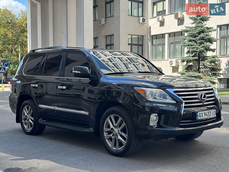 Внедорожник / Кроссовер Lexus LX 2012 в Харькове