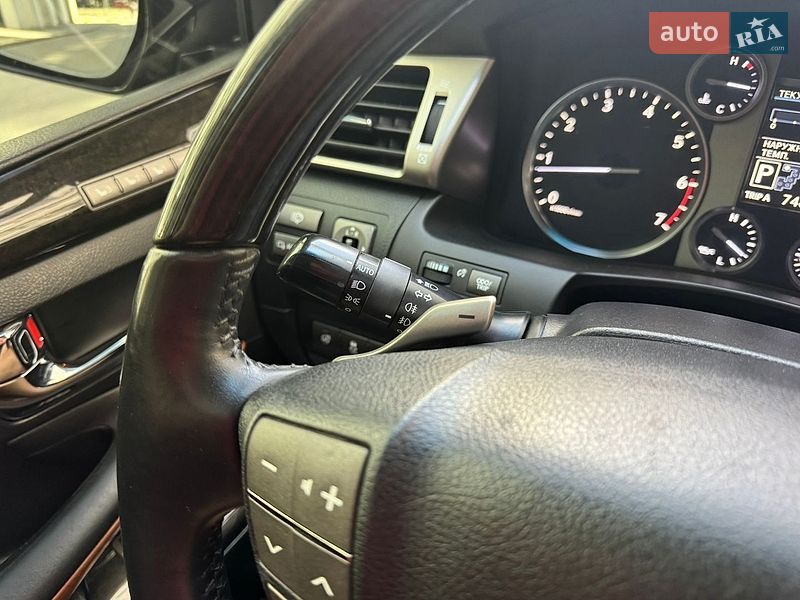 Внедорожник / Кроссовер Lexus LX 2012 в Харькове