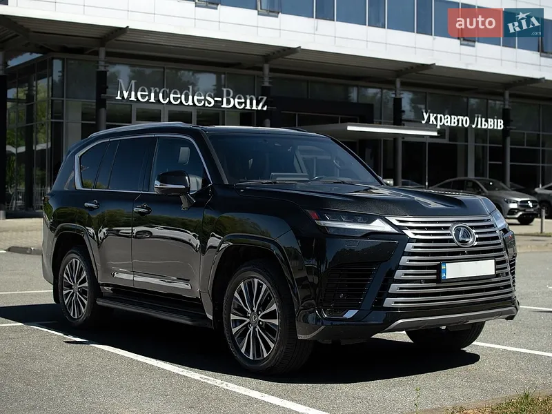 Lexus LX