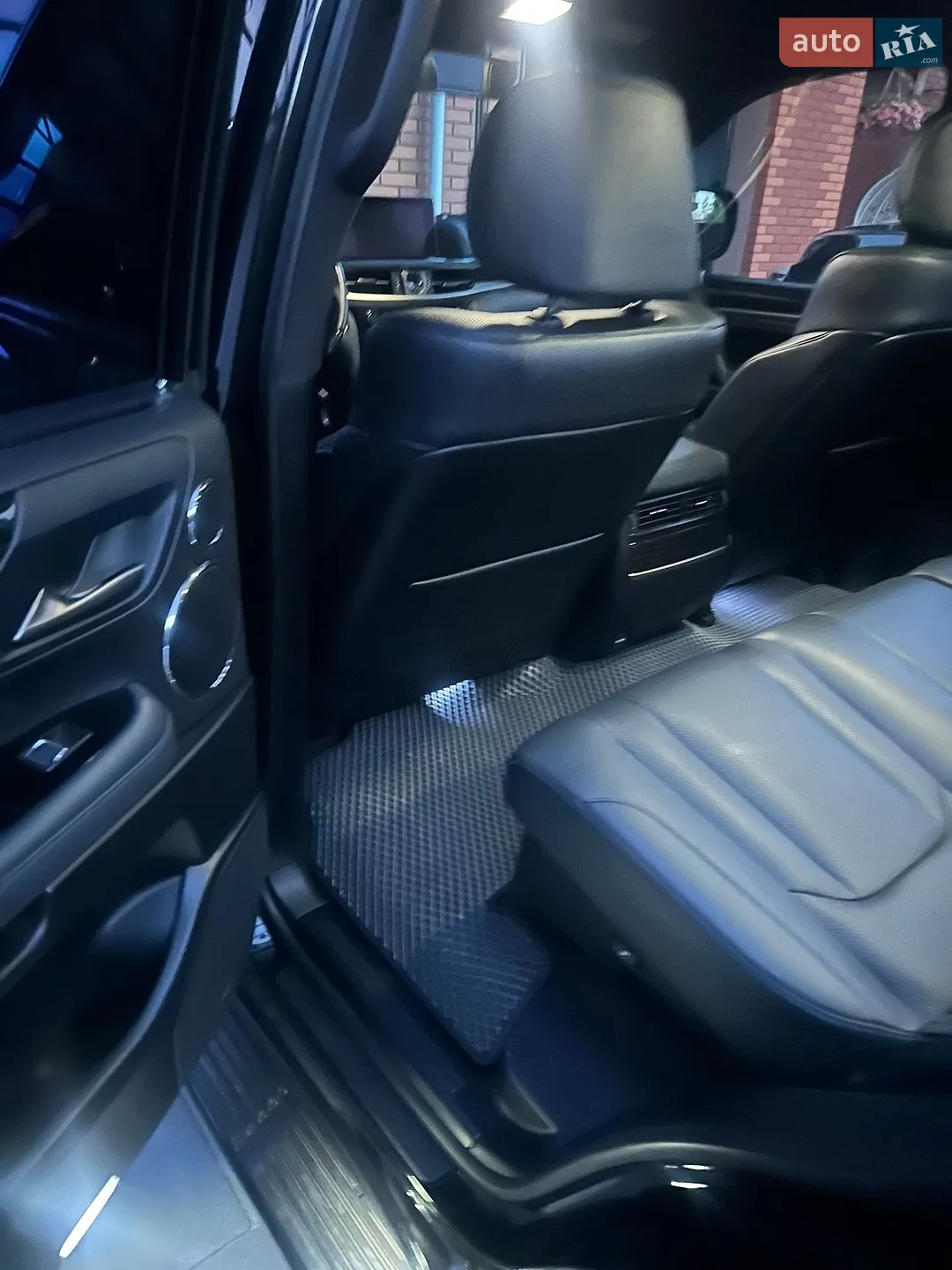 2020 Lexus LX - мініатюра 11