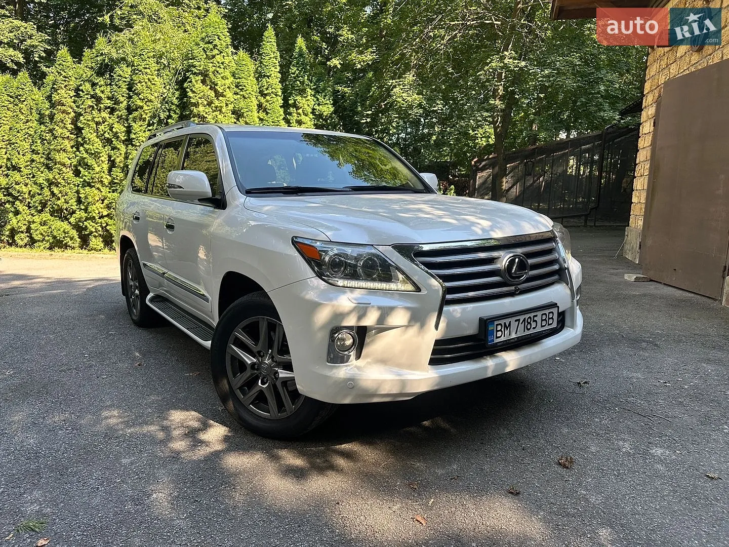 2013 Lexus LX - фото 1