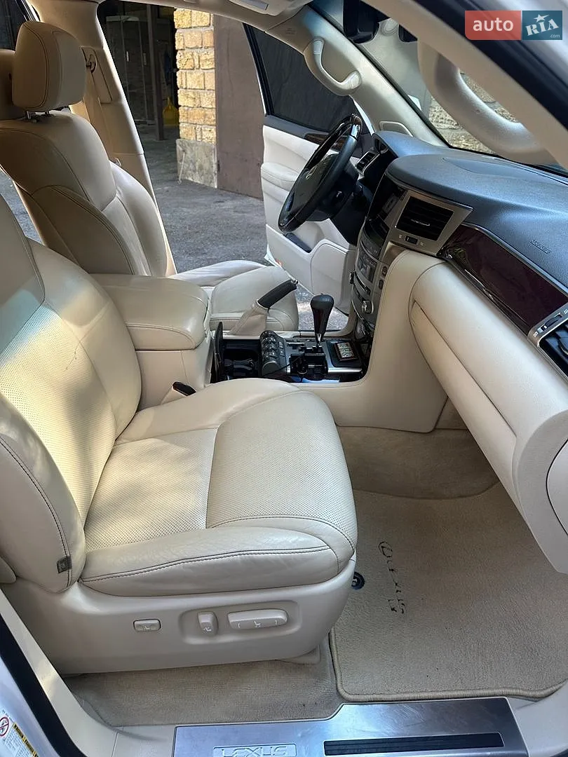 2013 Lexus LX - мініатюра 12