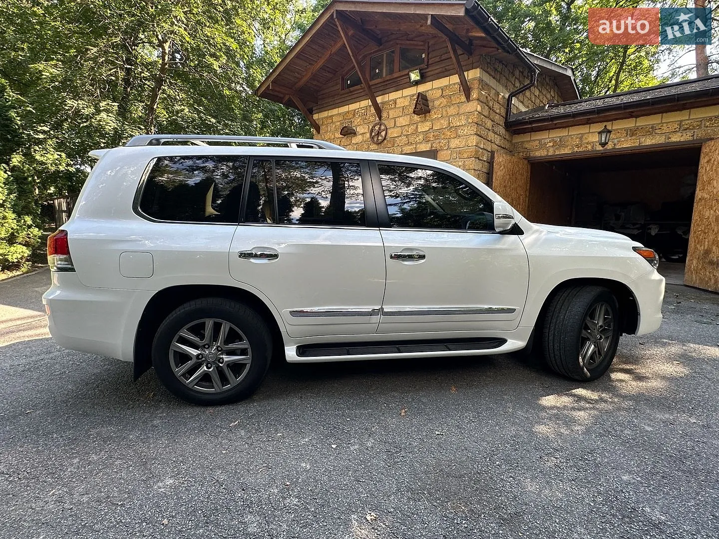 2013 Lexus LX - мініатюра 3