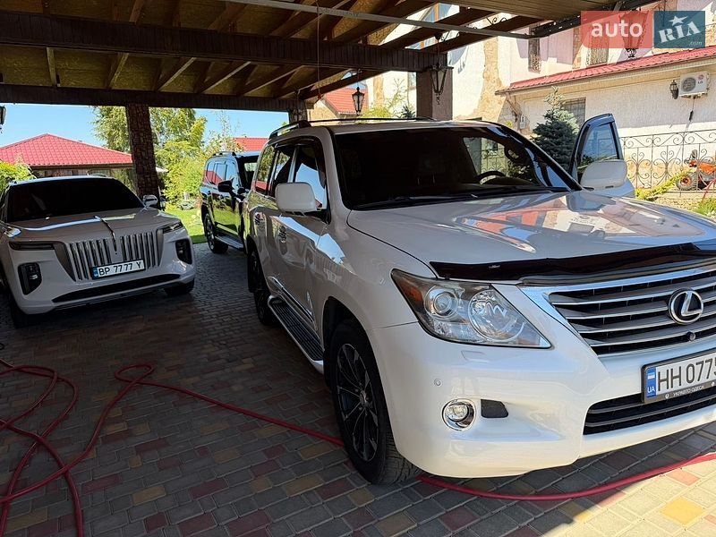 Позашляховик / Кросовер Lexus LX 2008 в Одесі фото 12 Позашляховик / Кросовер Lexus LX 2008 в Одесі