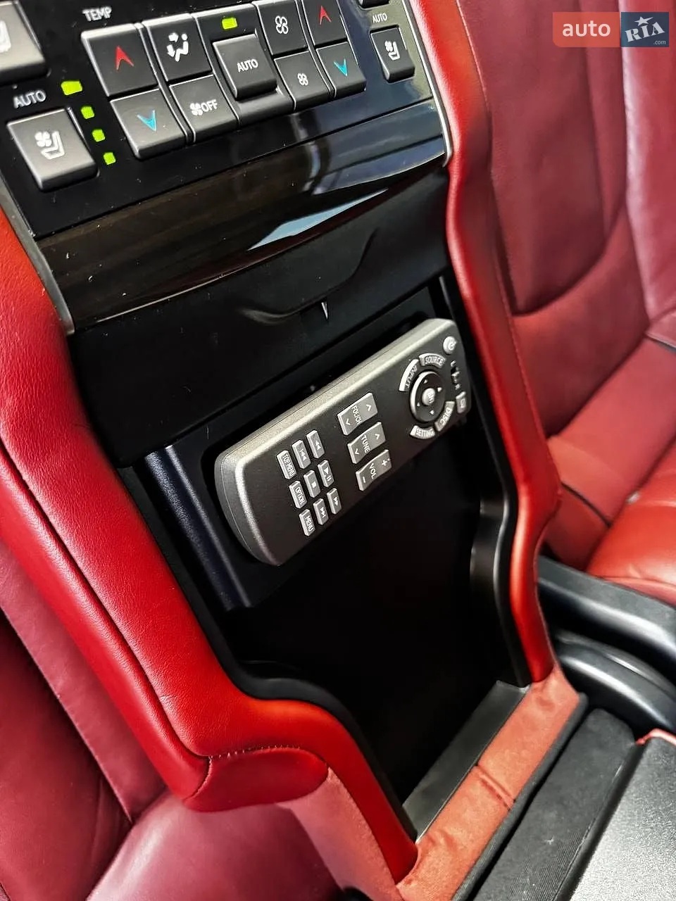 2017 Lexus LX - мініатюра 33