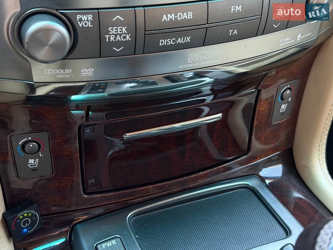2010 Lexus LX - мініатюра 26