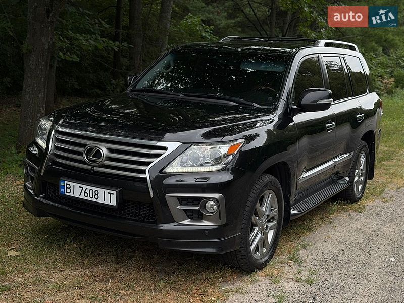 Позашляховик / Кросовер Lexus LX 2012 в Лубнах