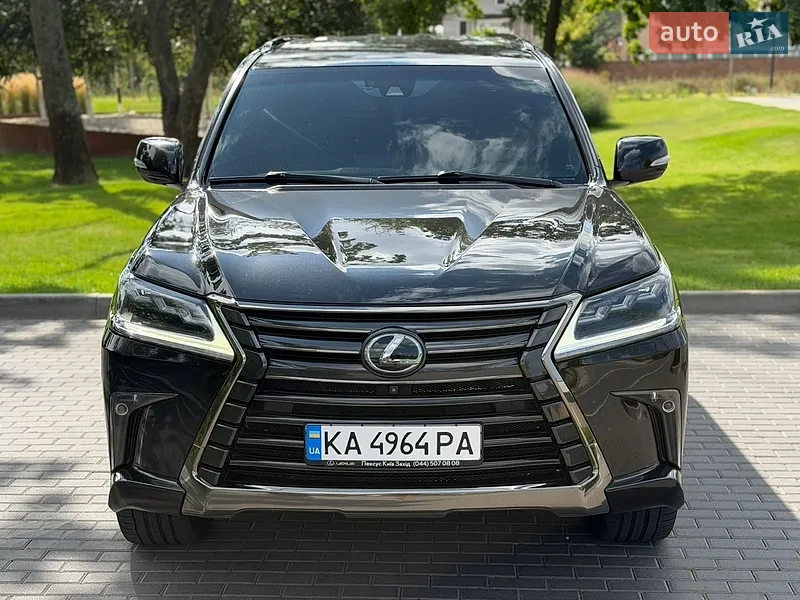 Lexus LX 2019
