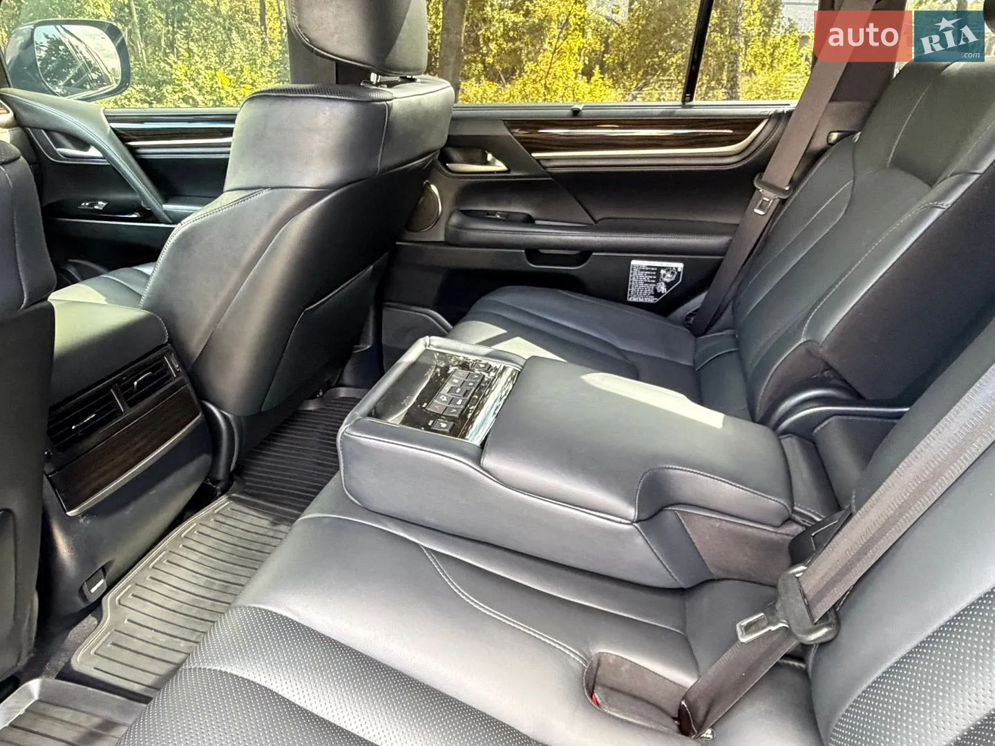 2019 Lexus LX - мініатюра 24