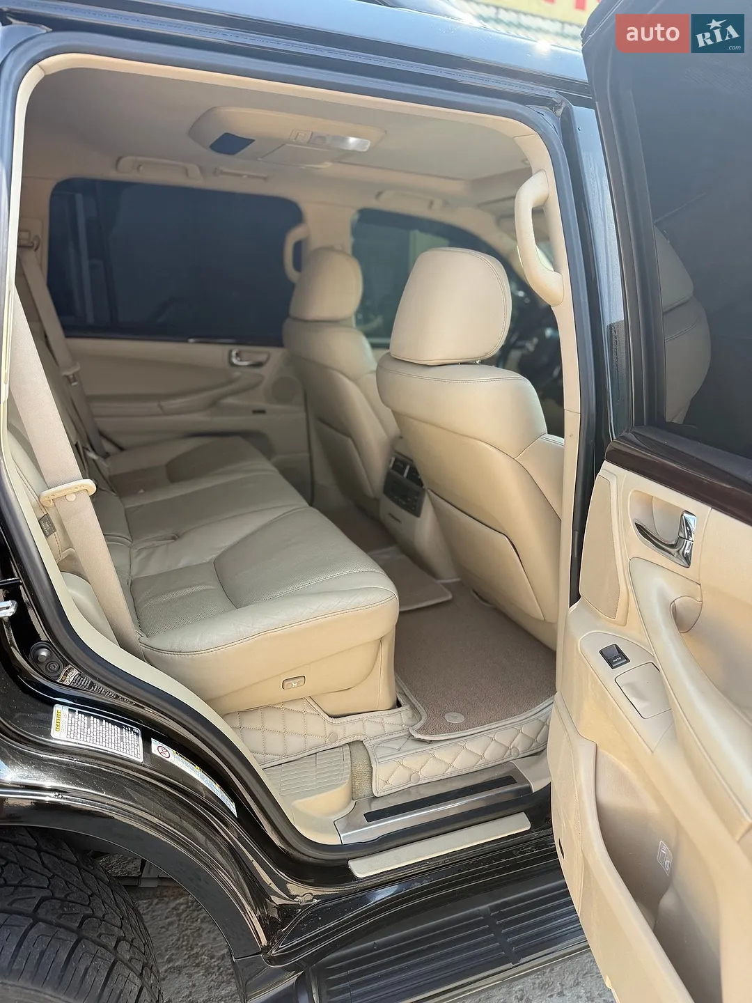 2010 Lexus LX - мініатюра 14