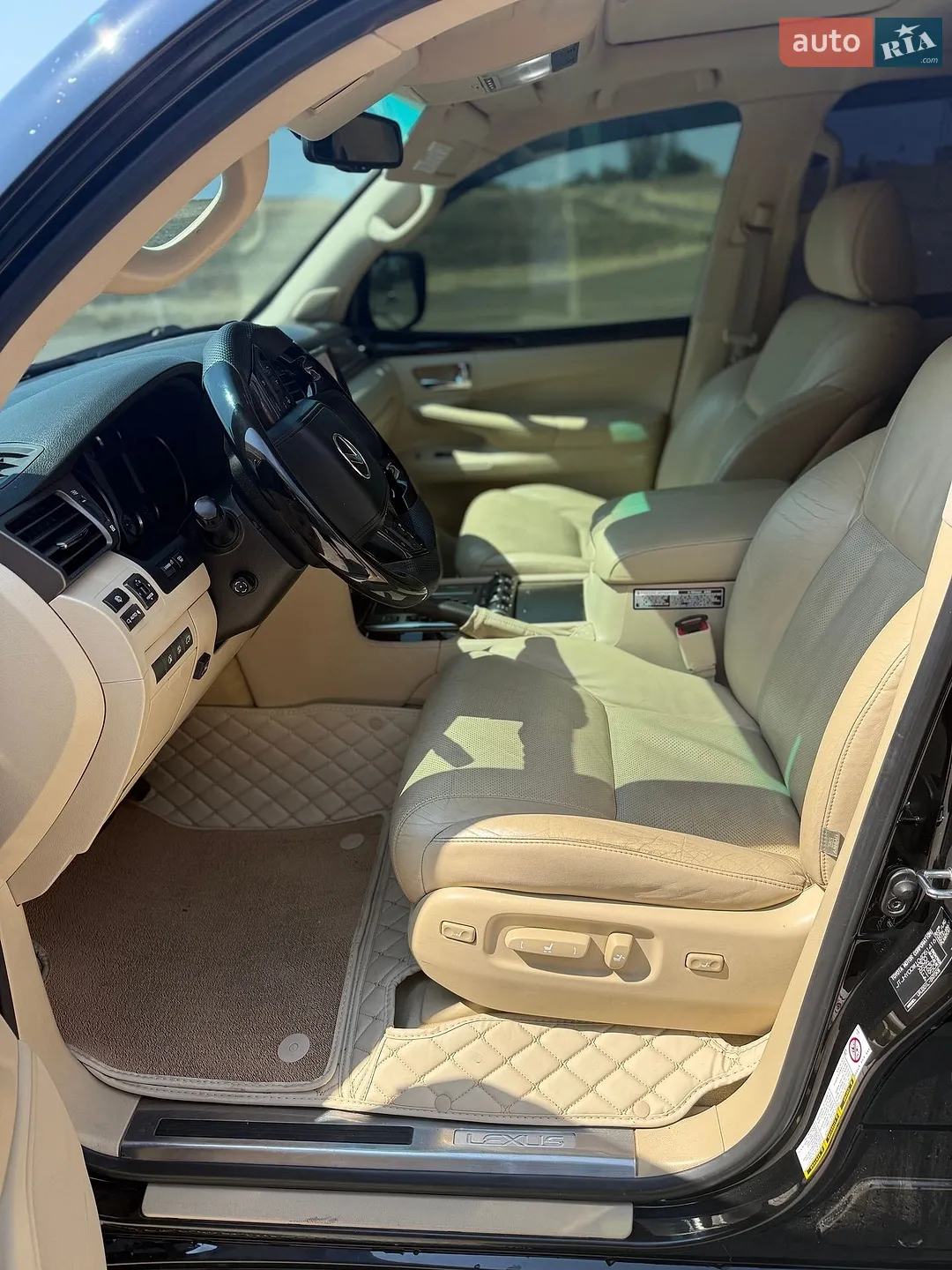 2010 Lexus LX - мініатюра 19