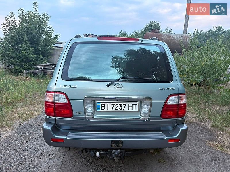 Внедорожник / Кроссовер Lexus LX 2004 в Лубнах