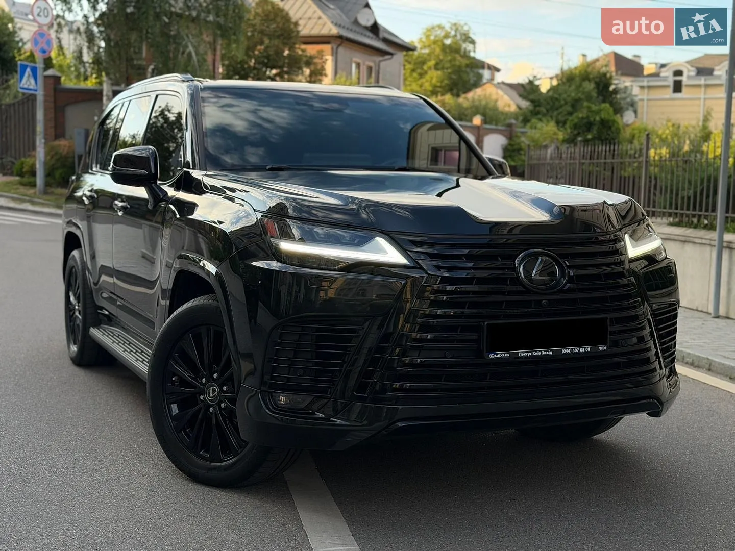 2023 Lexus LX - мініатюра 2
