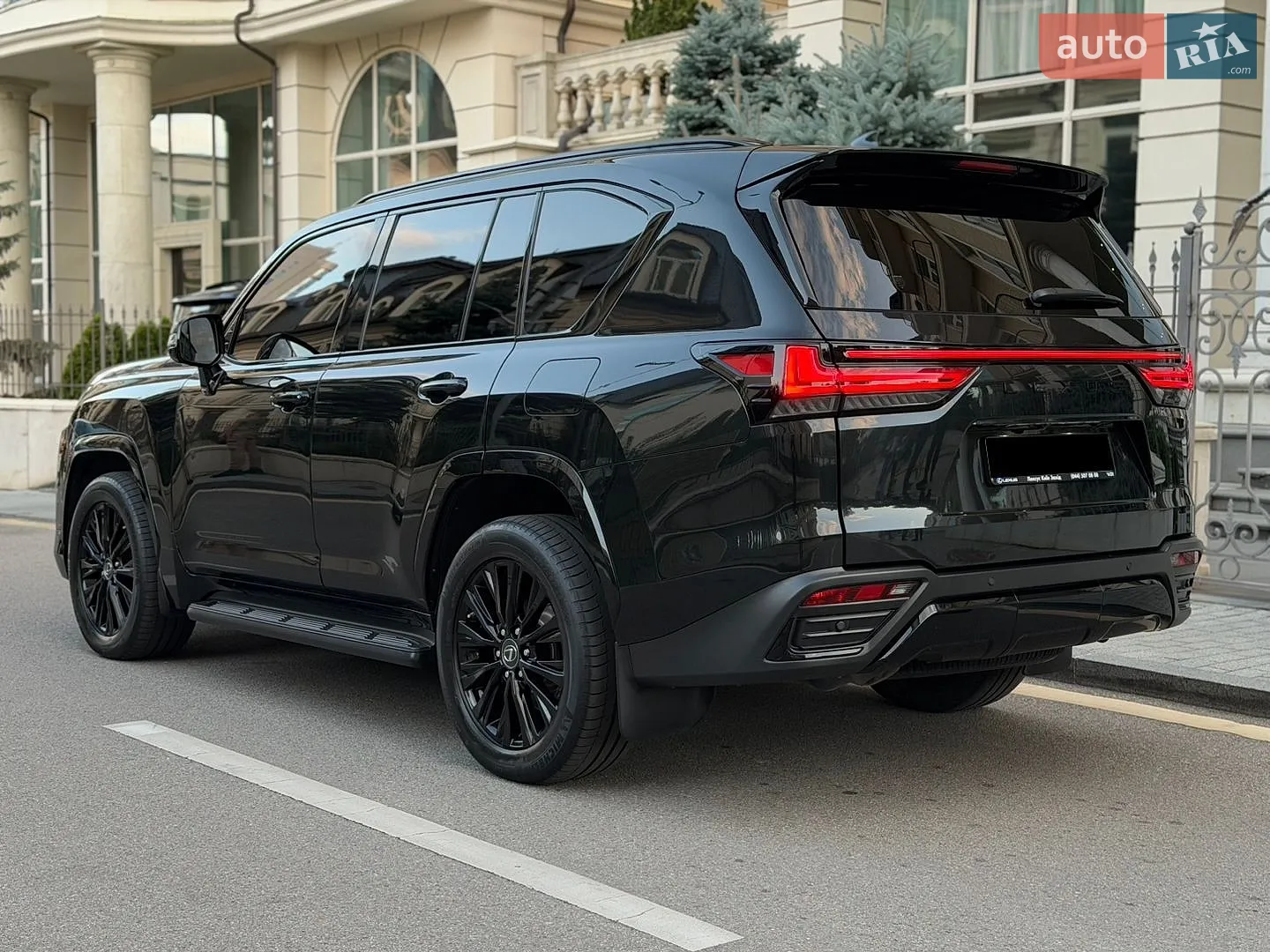 2023 Lexus LX - мініатюра 8