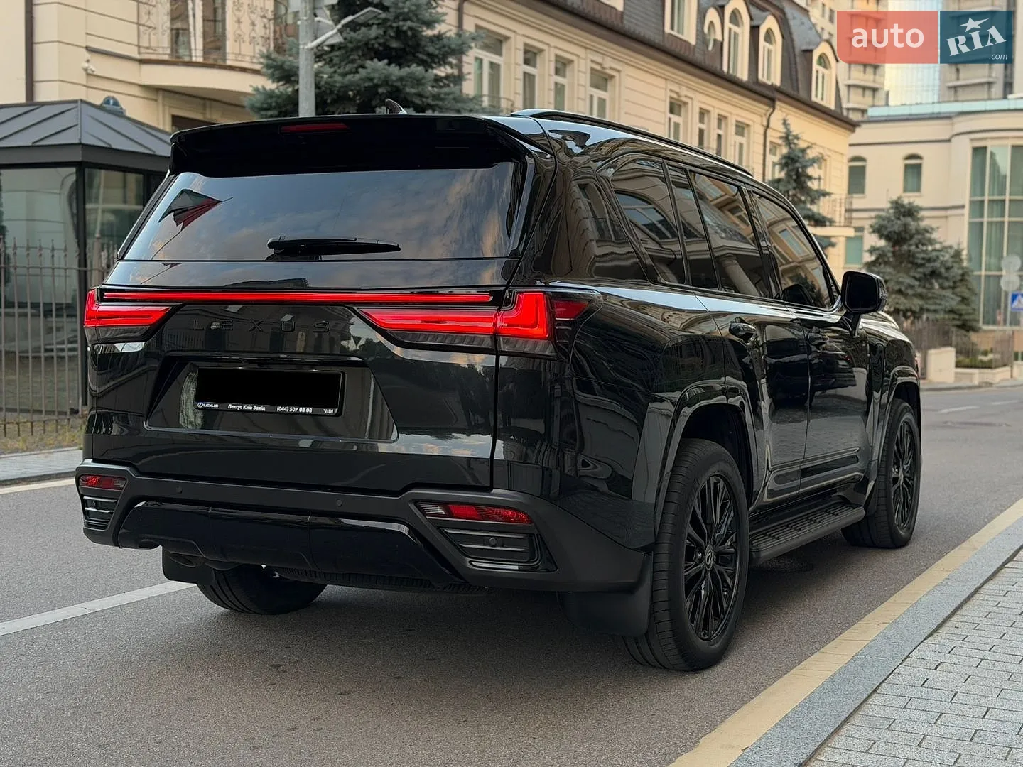 2023 Lexus LX - мініатюра 11