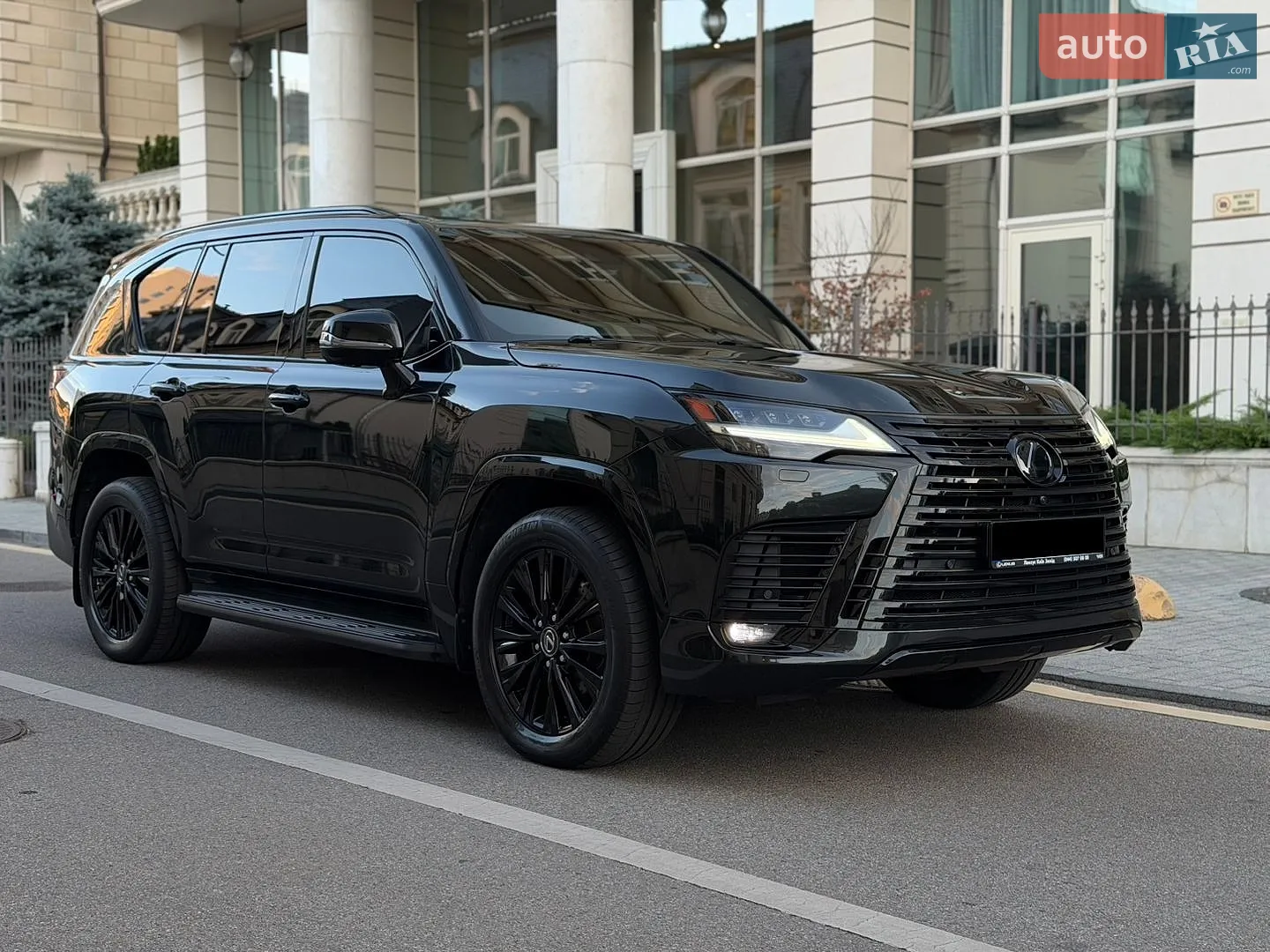 2023 Lexus LX - мініатюра 14