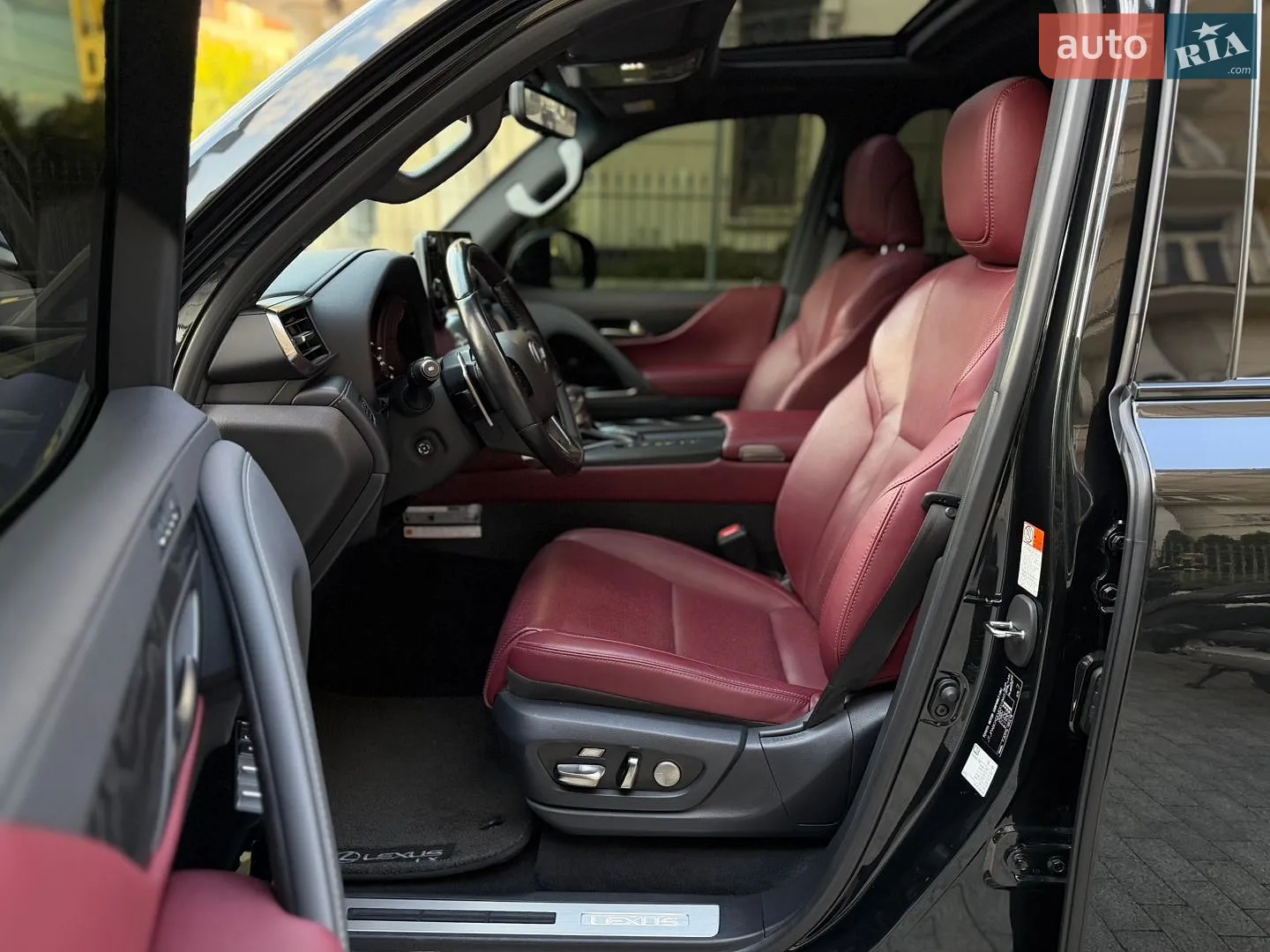 2023 Lexus LX - мініатюра 17