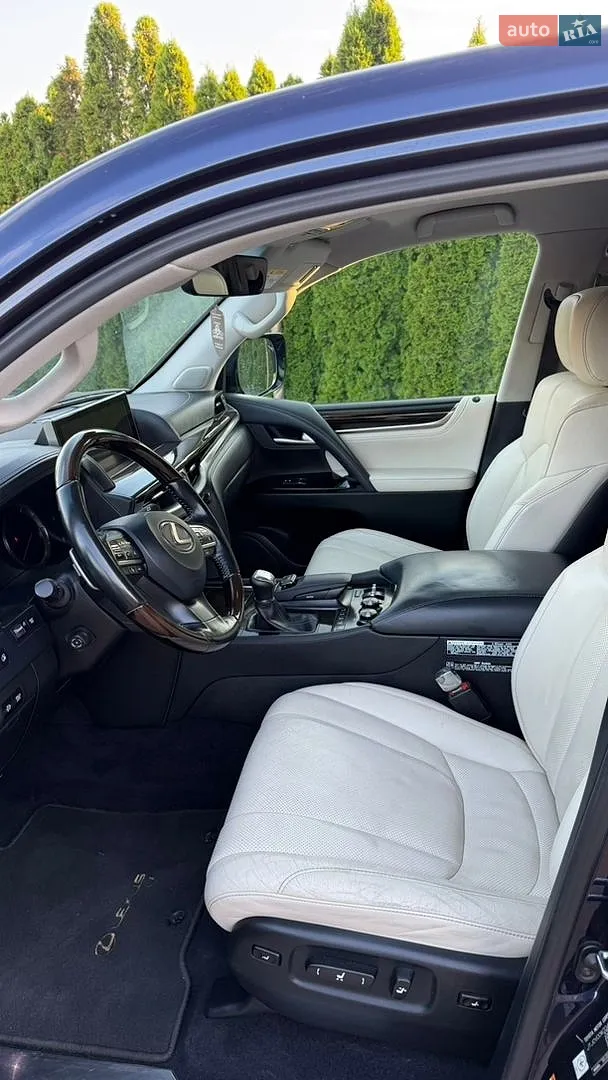 2016 Lexus LX - мініатюра 9
