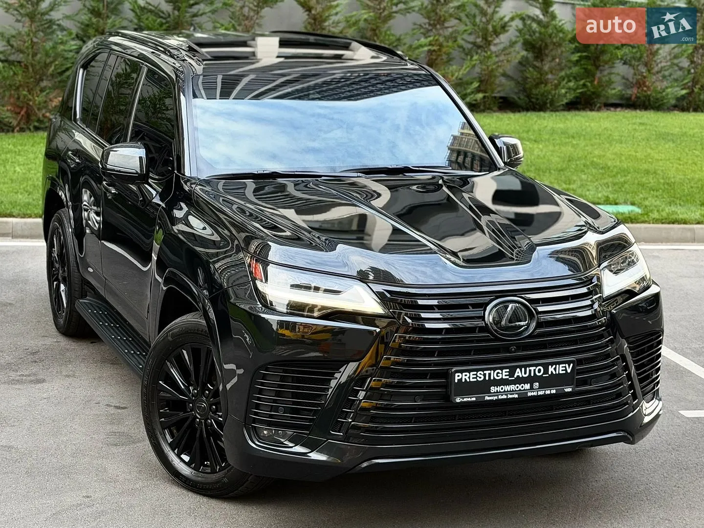 2022 Lexus LX - мініатюра 2