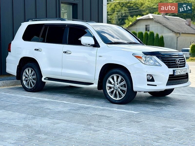 Внедорожник / Кроссовер Lexus LX 2010 в Тернополе
