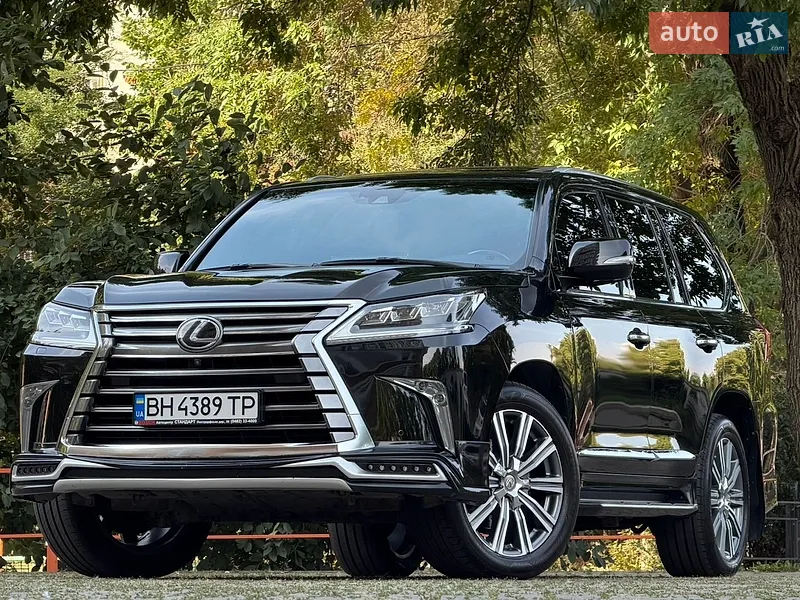 Lexus LX
