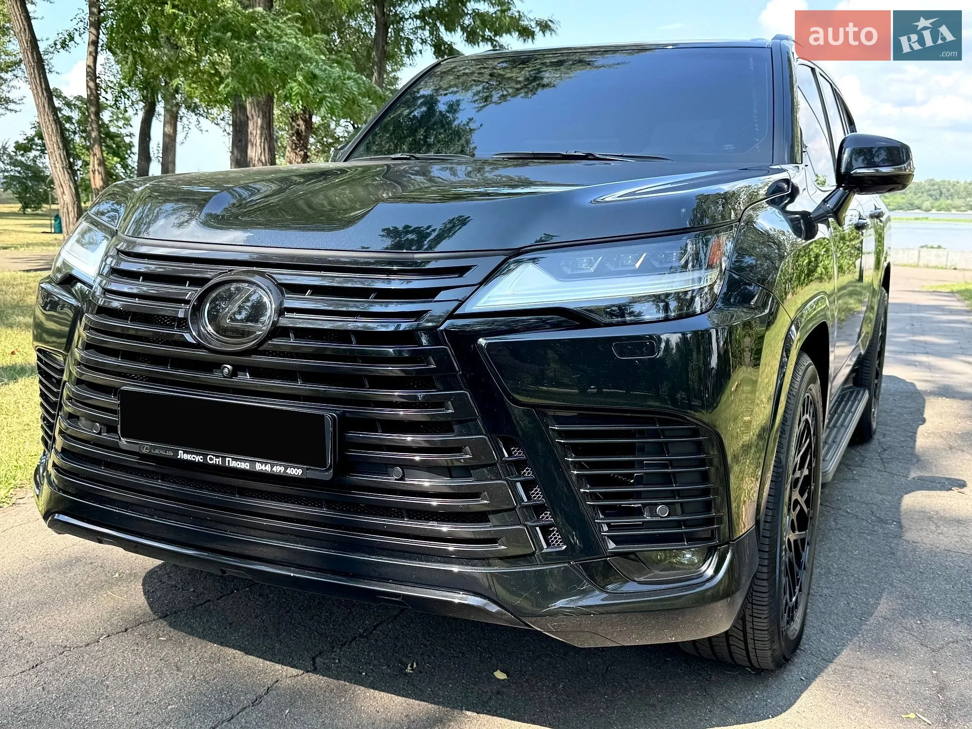 2023 Lexus LX - мініатюра 3
