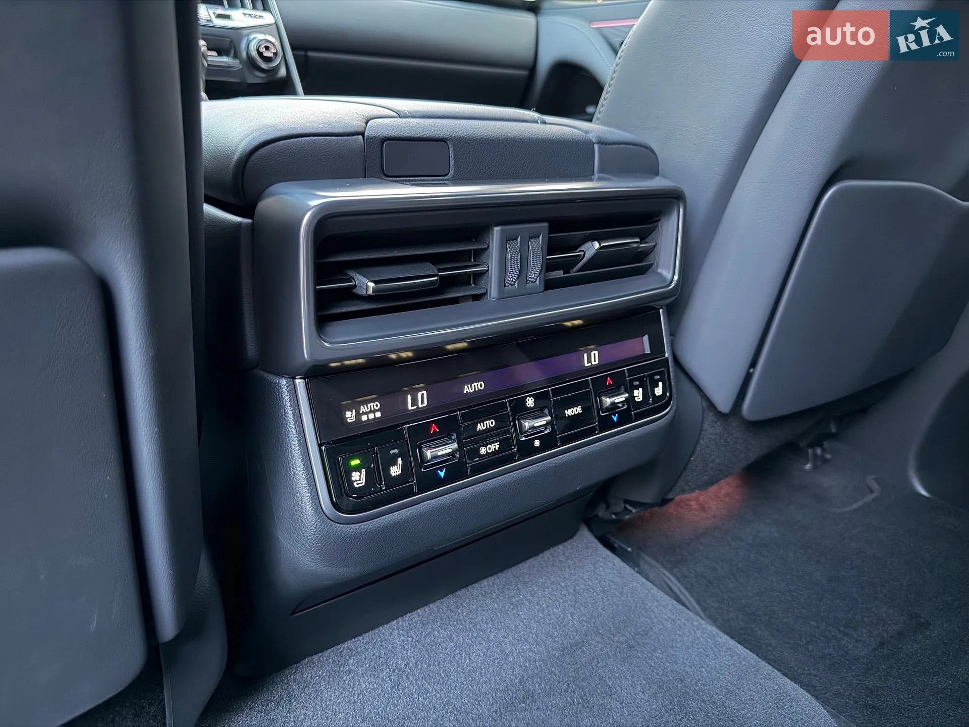 2025 Lexus LX - мініатюра 34
