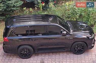 Позашляховик / Кросовер Lexus LX 2016 в Дніпрі