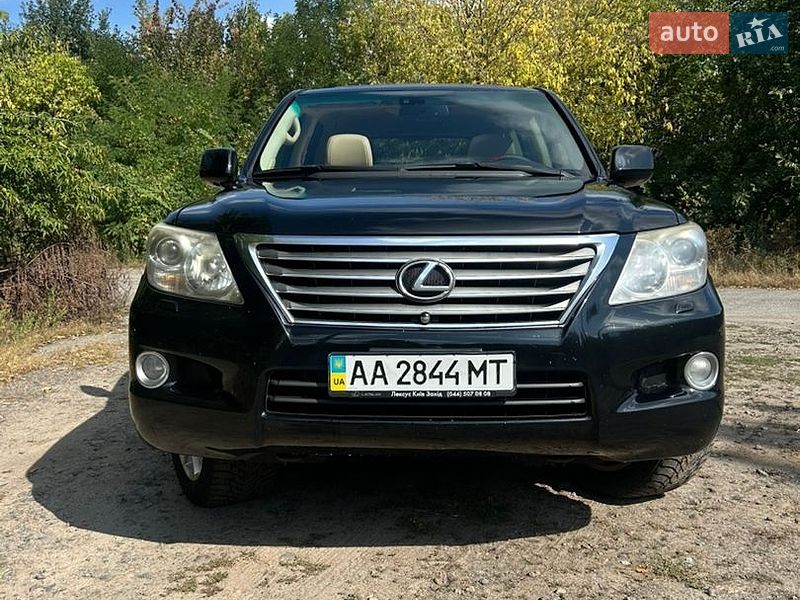 Внедорожник / Кроссовер Lexus LX 2007 в Киеве
