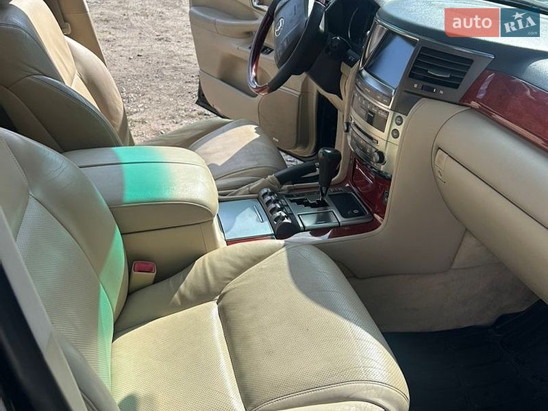 Внедорожник / Кроссовер Lexus LX 2007 в Киеве