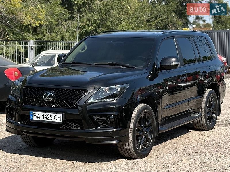 Позашляховик / Кросовер Lexus LX 2012 в П'ятихатках Позашляховик / Кросовер Lexus LX 2012 в П'ятихатках