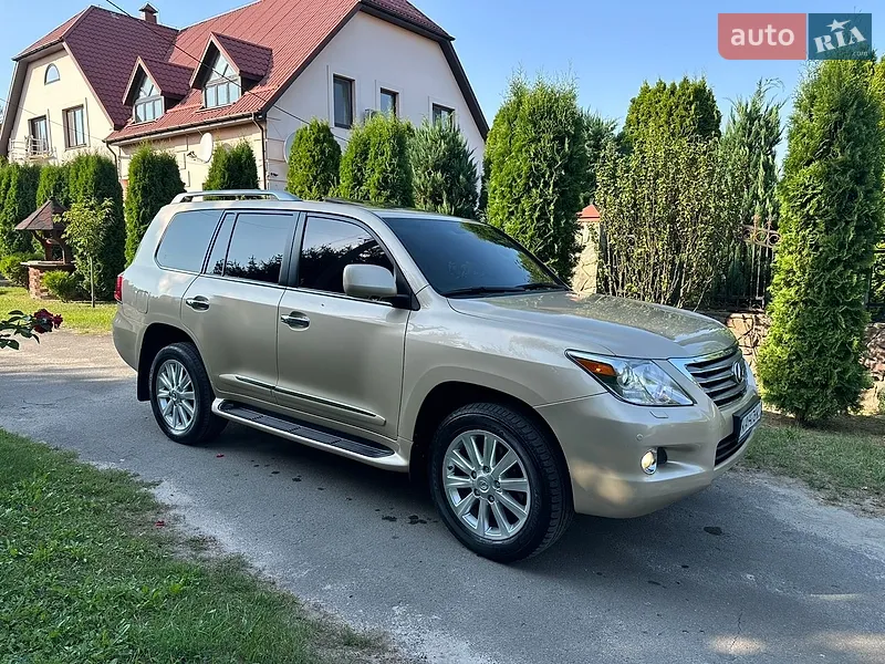 Lexus LX 2008