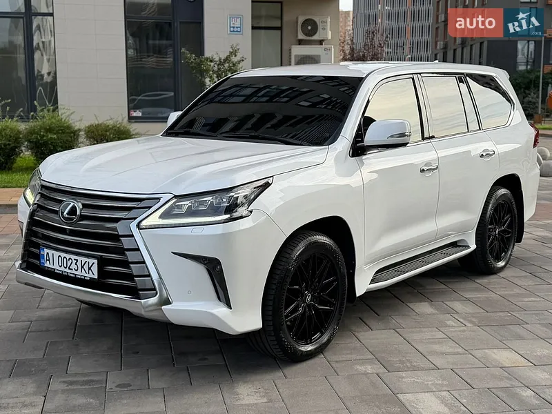 Lexus LX 2016