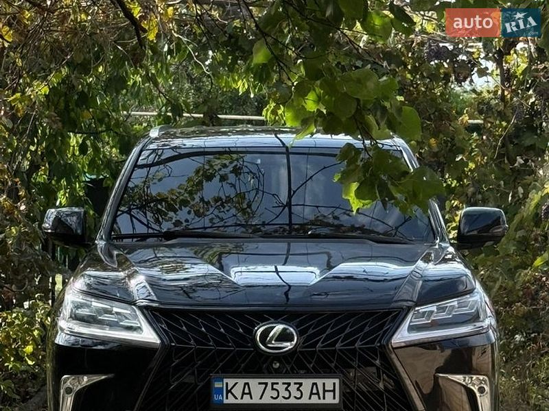 Lexus LX 2008