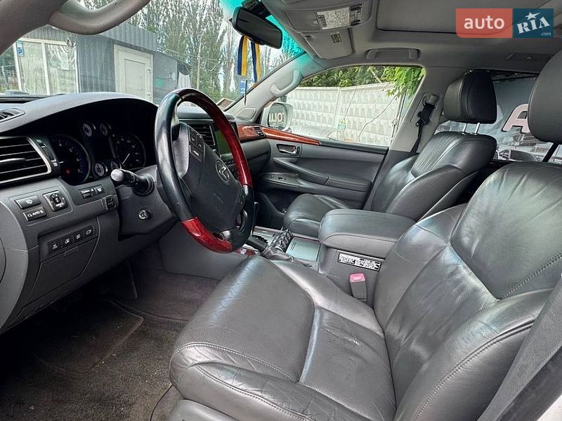 Позашляховик / Кросовер Lexus LX 2008 в Києві фото 14 Позашляховик / Кросовер Lexus LX 2008 в Києві