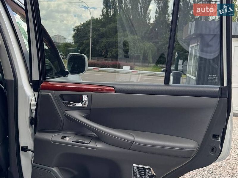 Позашляховик / Кросовер Lexus LX 2008 в Києві фото 27 Позашляховик / Кросовер Lexus LX 2008 в Києві